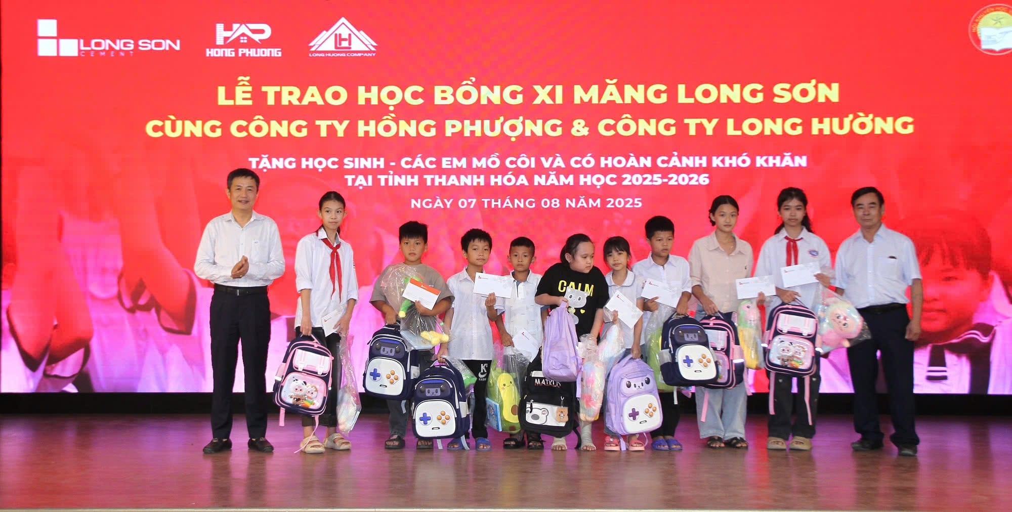 z6886094706842_cca56f30cc1c71c3b45ad12170f1a803