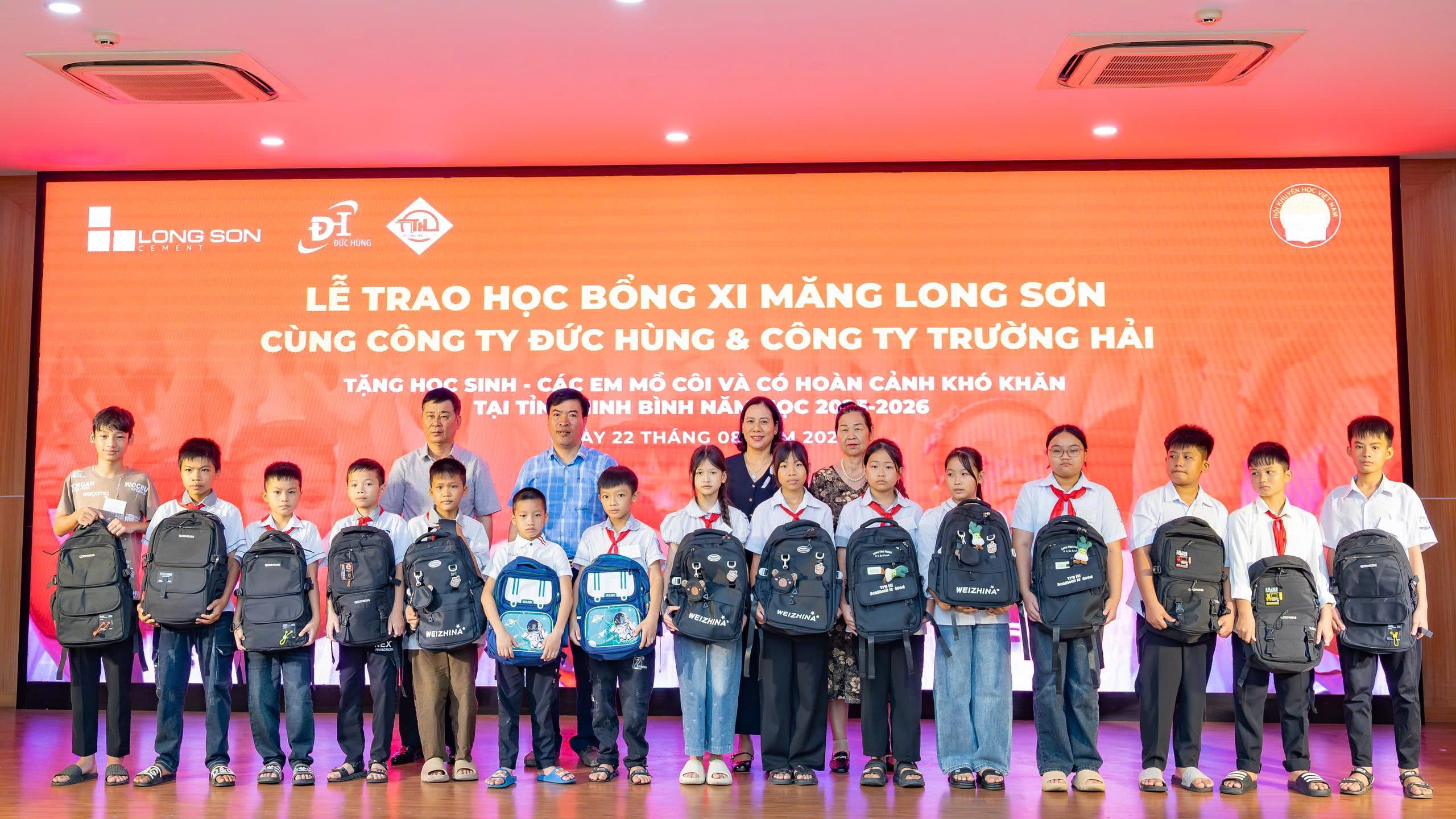 z6933302386837_a675229cab24ad96305a8b38ac2e56d1